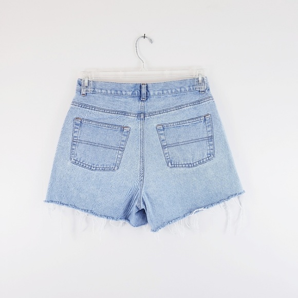 🚫SOLD🚫 Vintage High Rise Mom Jean Short - Picture 2 of 7